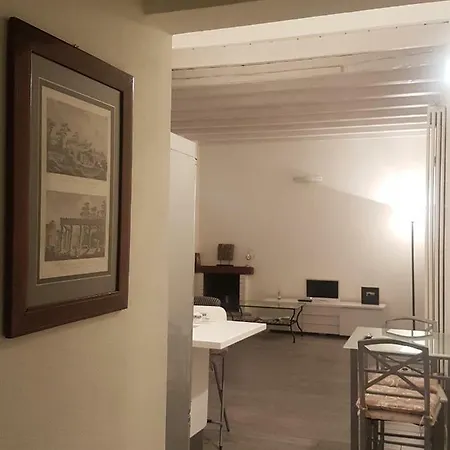 公寓 La Casa Degli Artisti 科莫